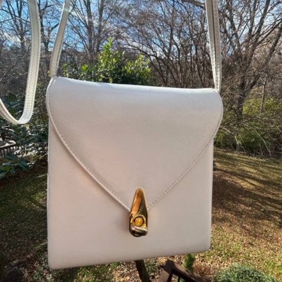 HAHN Designer White Leather Hard Case PURSE - Picture 2 of 11